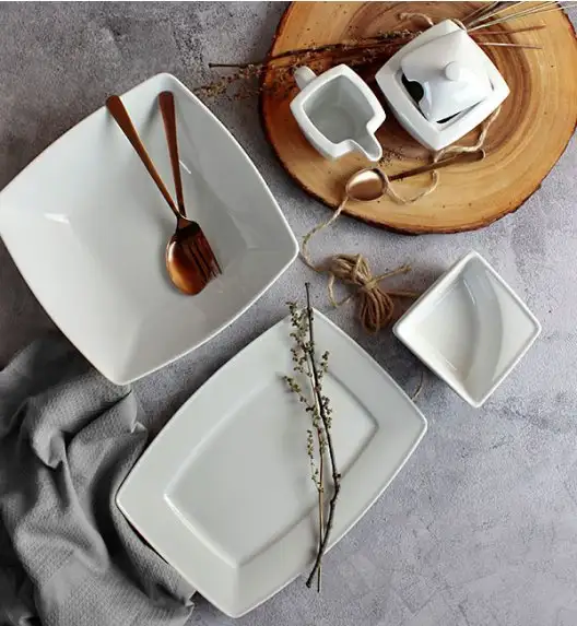 LUBIANA OPERA Serwis obiadowo-kawowy 38 el / 6 os 