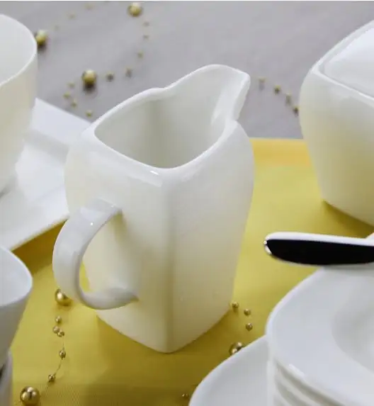 AMBITION FALA Serwis deserowy 23 elementy dla 6 osób 