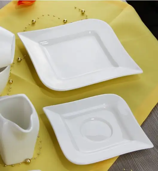 AMBITION FALA Serwis deserowy 23 elementy dla 6 osób 