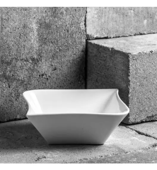 AMBITION FALA Salaterka 18 cm / Porcelana 