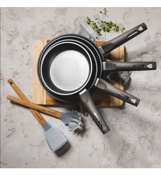 AMBITION MAGNAT Patelnia aluminiowa 24 cm / powłoka ILAG Non-Stick Premium / INDUKCJA