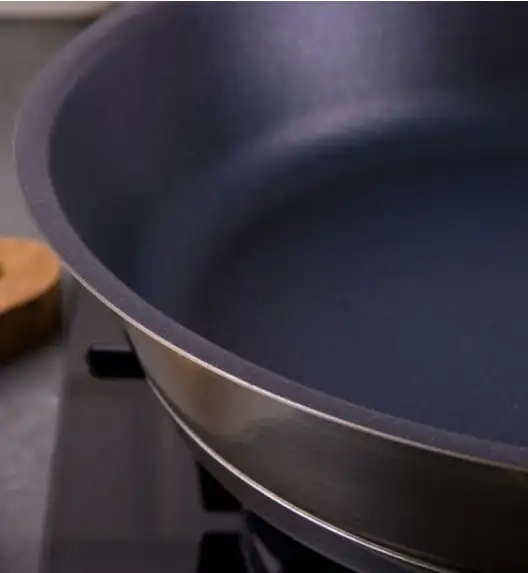 AMBITION SELECTION Patelnia 24 cm / powłoka Teflon™ Platinum Plus