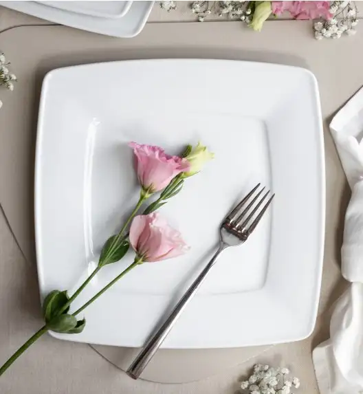 LUBIANA VICTORIA Serwis obiadowo-kawowy 140 el TG / 18 osób