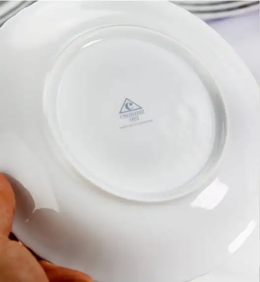 CHODZIEŻ IWONA B026 Serwis obiadowy 18 el / 6 osób / porcelana