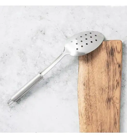 AMBITION IVY Łyżka cedzakowa owalna 30 cm / stal nierdzewna