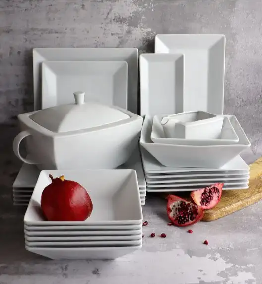 LUBIANA CLASSIC Serwis obiadowy 12 osób / 42 elementy 