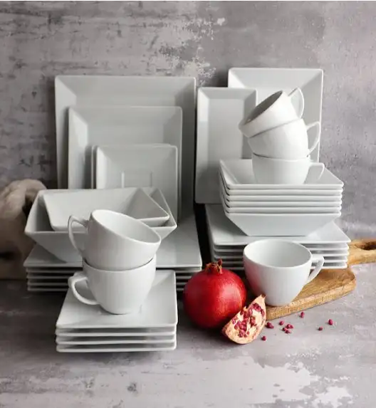 LUBIANA CLASSIC Serwis obiadowo-kawowy 12 os / 64 el 