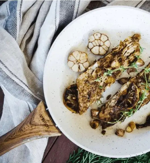 AMBITION NATURE Komplet patelni z powłoką nieprzywierającą Ø20, 24, 28 cm + Patelnia naleśnikowa Nature 28 cm