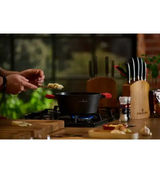 ZWIEGER OBSIDIAN Komplet garnków z pokrywkami 6 el + patelnie Zwieger Obsidian 24, 28 cm 