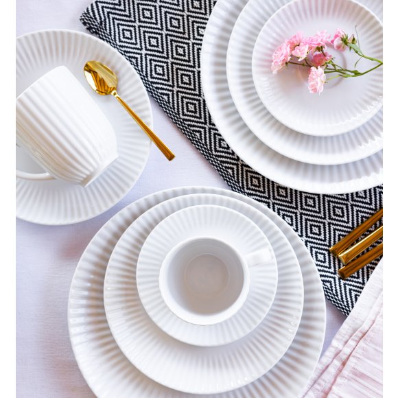 LUBIANA DAISY Serwis obiadowo - kawowy 18 osób / 90 elementów