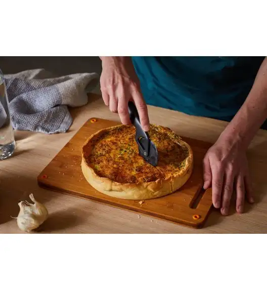 FISKARS FUNCTIONAL FORM 1019533 Nóż do pizzy / stal nierdzewna