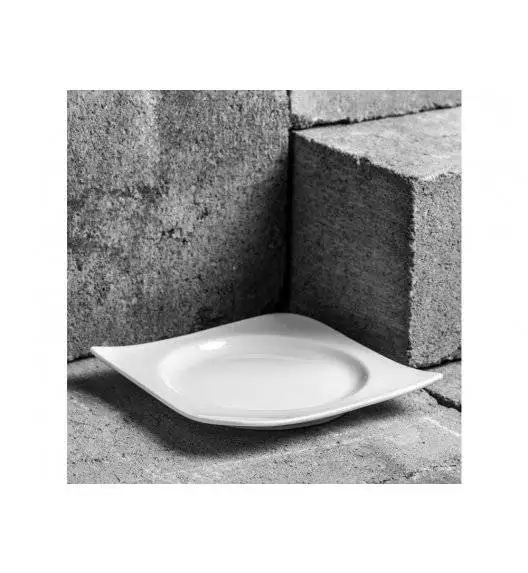 AMBITION FALA / KUBIKO Podstawka pod dzbanek / Talerz deserowy 15 x 15 cm 