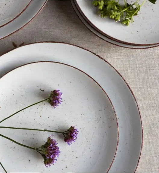 LUBIANA BOSS 6630U Komplet Talerze deserowe 20,5 cm / 6 os / 6 el / budyniowy / porcelana ręcznie malowana