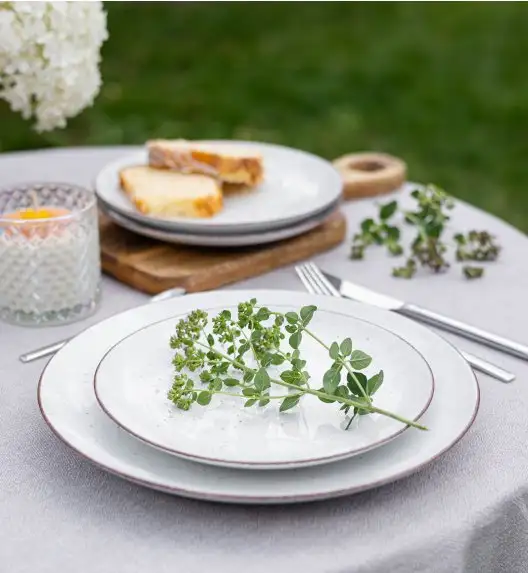 LUBIANA BOSS 6630U Serwis obiadowy 72 el / 24 osoby / budyniowy / porcelana ręcznie malowana