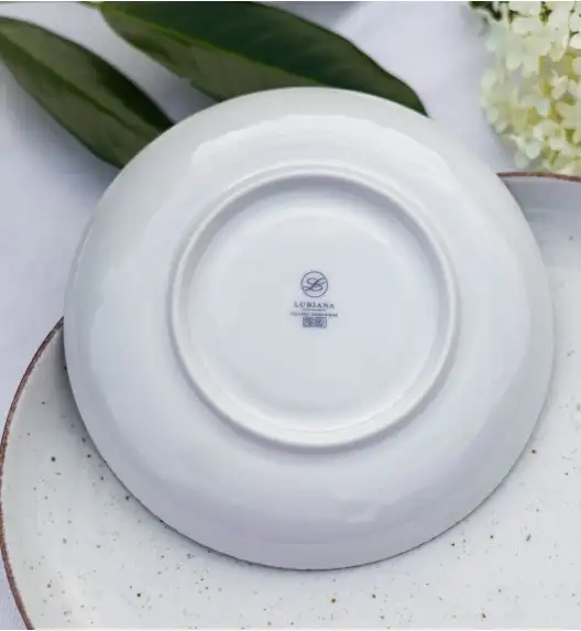 LUBIANA BOSS 6630U Serwis obiadowy 24 el / 6 osób / budyniowy / porcelana ręcznie malowana