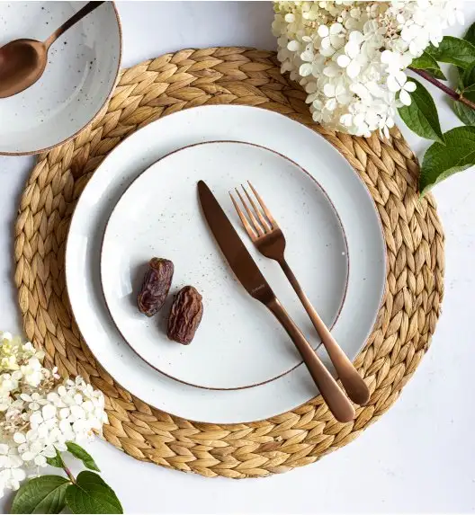 LUBIANA BOSS 6630U Serwis obiadowy 48 el / 12 osób / budyniowy / porcelana ręcznie malowana