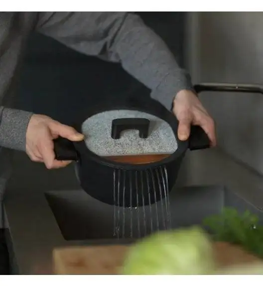 FISKARS HARD FACE 1052228 Garnek 5 l z pokrywką / powłoka Hardtec Superior+