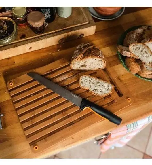 FISKARS FUNCTIONAL FORM 1057538 Nóż do chleba 21 cm / stal nierdzewna 