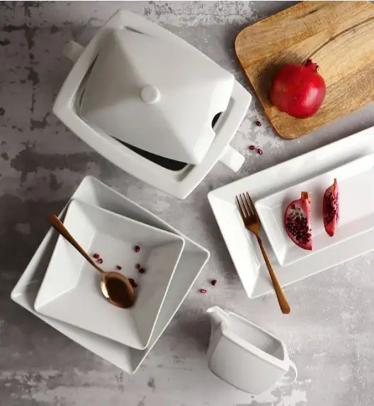 LUBIANA CLASSIC Serwis obiadowy 24 osoby / 84 elementy