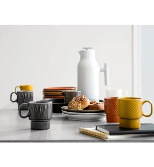 SAGAFORM COFFEE Talerz deserowy 20 cm czerwony / ceramika