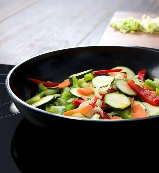 GERLACH NATUR Komplet garnków 24, 28 cm / 4,5 /4,2 L + Patelnie Natur 24, 28 cm / powłoka ILAG Xera Dur 2 Ceramic  / indukcja 