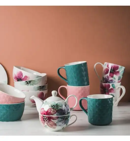 AMBITION GLAMOUR Kubek pikowany 420 ml różowy 