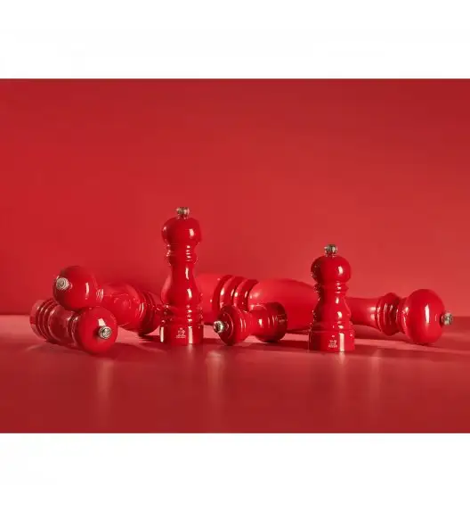 PEUGEOT PARIS Młynek do pieprzu 22 cm / red passion lacquer / drewno bukowe