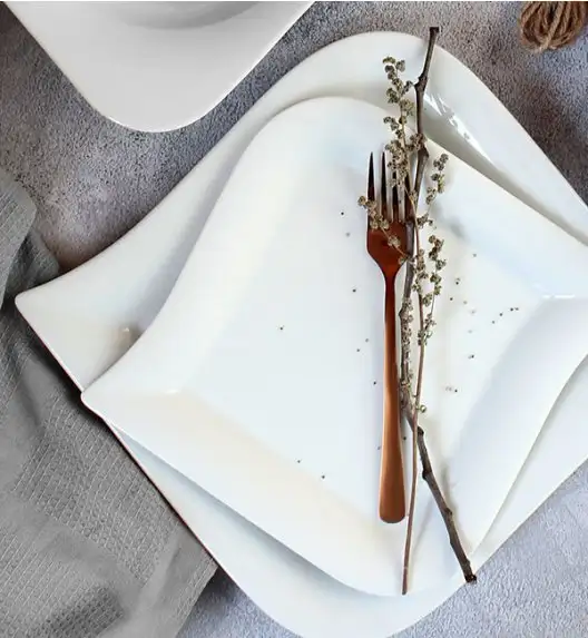 LUBIANA OPERA Serwis obiadowy 48 el / 12 os 