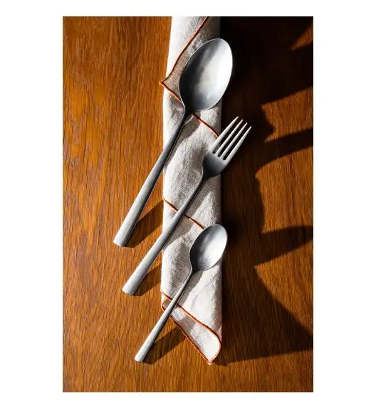 VERLO SU ANTIQUE Widelec obiadowy LUZ / stal nierdzewna