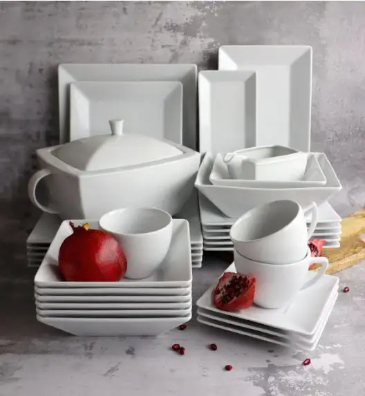 LUBIANA CLASSIC Serwis obiadowy 12 osób / 72 elementy