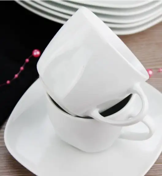 WYPRZEDAŻ! ARZBERG FINO Spodek pod filiżankę 14 cm / 7 el