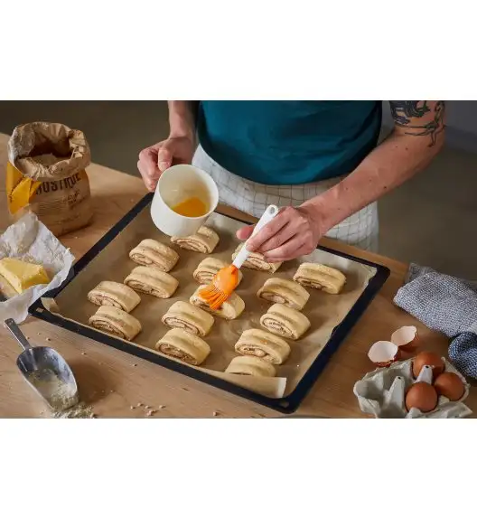 FISKARS FUNCTIONAL FORM 1023616 Zestaw do pieczenia (pędzelek + szpatułka)