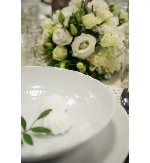 ĆMIELÓW SOFIA 0001 BIAŁA Zestaw obiadowy 18 el / 6 osób / porcelana
