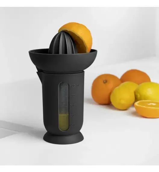 BLIM PLUS Wyciskarka do cytrusów z dzbankiem 0,5 l czarna / produkt innowacyjny