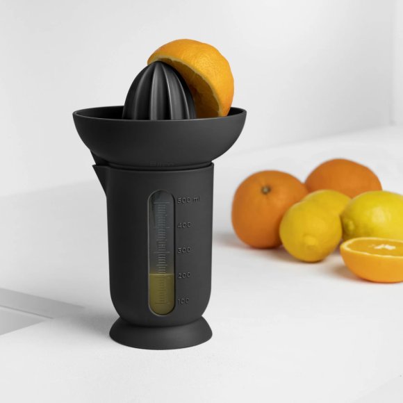 BLIM PLUS Wyciskarka do cytrusów z dzbankiem 0,5 l czarna / produkt innowacyjny