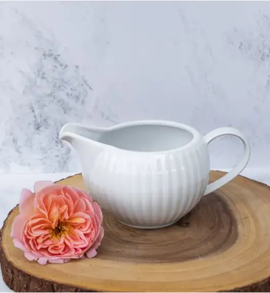 LUBIANA DAISY Sosjerka 700 ml | biała porcelana 