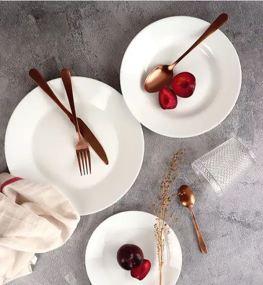 WYPRZEDAŻ! DOMINO J-Y Zestaw 4 talerzy dla 2 osoby / szkło