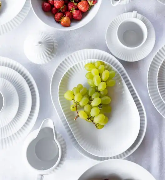 LUBIANA DAISY Serwis obiadowo - kawowy 12 osób / 64 elementy | biała porcelana