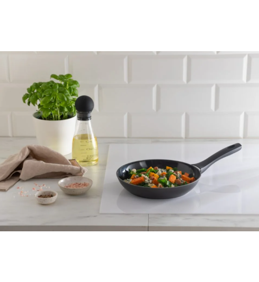 ZWIEGER ROCCA Patelnia 20 cm + pokrywka silikonowa | aluminium | powłoka ceramiczna | indukcja