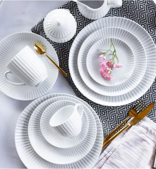 LUBIANA DAISY Serwis obiadowo - kawowy 12 osób / 76 elementów | biała porcelana