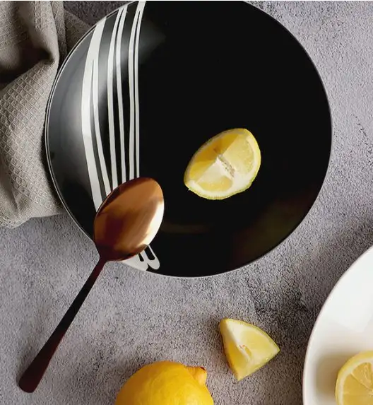 WYPRZEDAŻ! WATERSIDE MILAN Komplet 8 talerzy dla 4 osób / porcelana