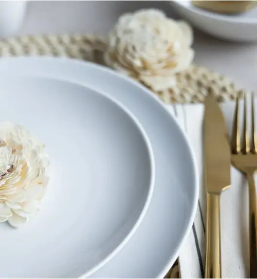 LUBIANA BOSS BIAŁY Serwis obiadowo - kawowy 52 el / 6 osób 