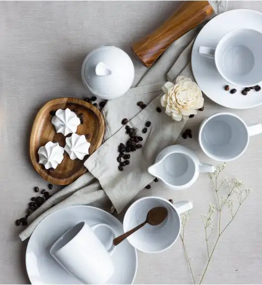 LUBIANA BOSS BIAŁY Serwis obiadowo - kawowy 151 el / 18 osób 