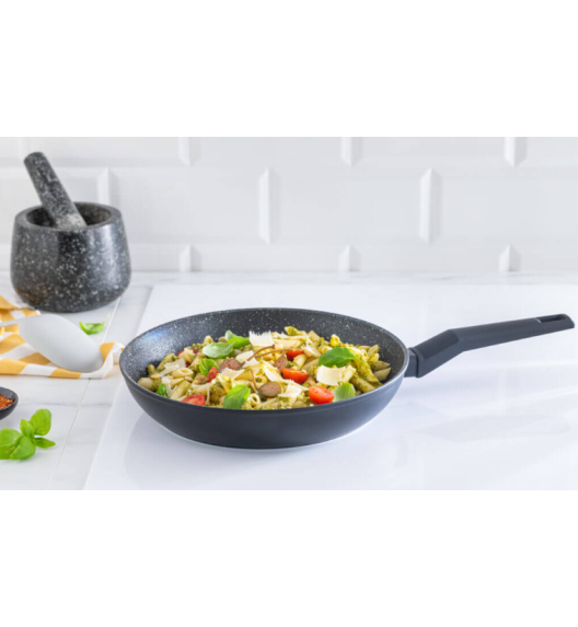 ZWIEGER FORTE Komplet garnków z pokrywkami 6 el /16, 18, 20 cm + Patelnia 20, 24, 28 cm+ pokrywki silikonowe / aluminium