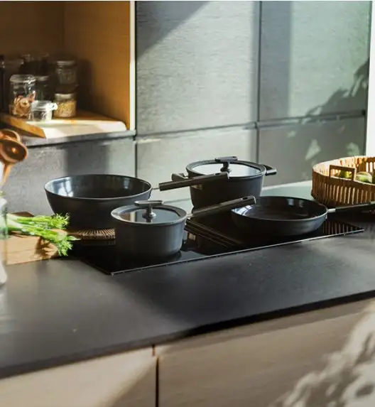 FISKARS HARD FACE 1075524 Rondel 1,8 l z pokrywką / powłoka Ceratec™ Superior