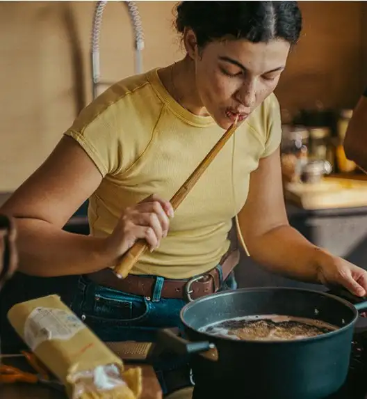 FISKARS HARD FACE 1075527 Garnek 5 l z pokrywką / powłoka Ceratec™ Superior