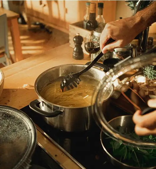 FISKARS FUNCTIONAL FORM 1072317 Garnek 5 l z pokrywką