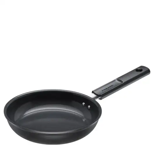 FISKARS HARD FACE Komplet garnki z pokrywkami 8 el + Patelnie 20, 24, 28 cm + pokrywki silikonoweTADAR / powłoka Ceratec™ Superior