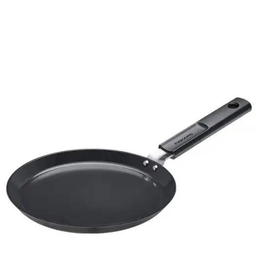 FISKARS HARD FACE Komplet garnki z pokrywkami 8 el + Patelnie 20, 24, 28 cm + pokrywki silikonoweTADAR + naleśnikowa / powłoka Ceratec™ Superior