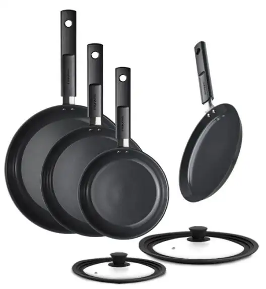 FISKARS HARD FACE Komplet patelnie 20, 24, 28 cm + pokrywki silikonowe TADAR + naleśnikowa / powłoka Ceratec™ Superior